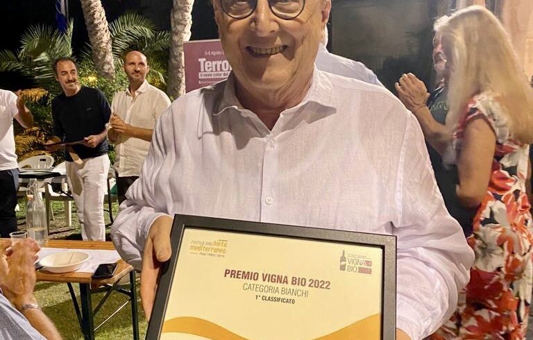 Premio VIGNA BIO 2022 conferito all’azienda IL VERRO Premio VIGNA BIO 2022 conferito all’azienda IL VERRO